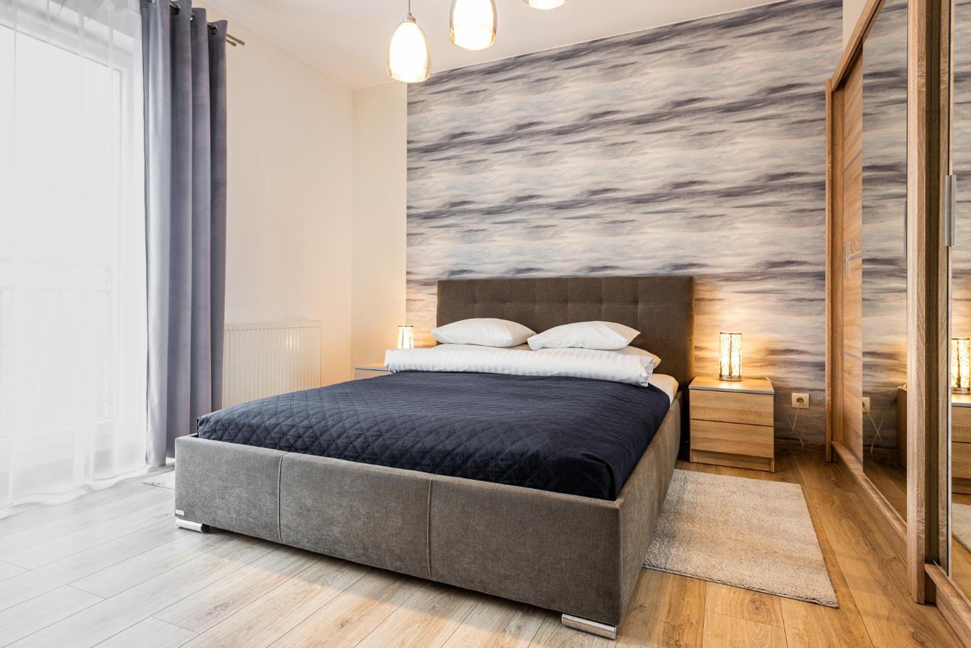 Apartamenty Tespis - Francuska Atal Park II Katovice Exteriér fotografie