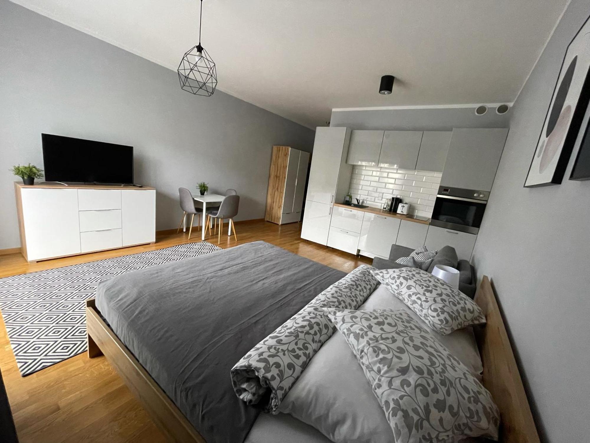 Apartamenty Tespis - Francuska Atal Park II Katovice Exteriér fotografie