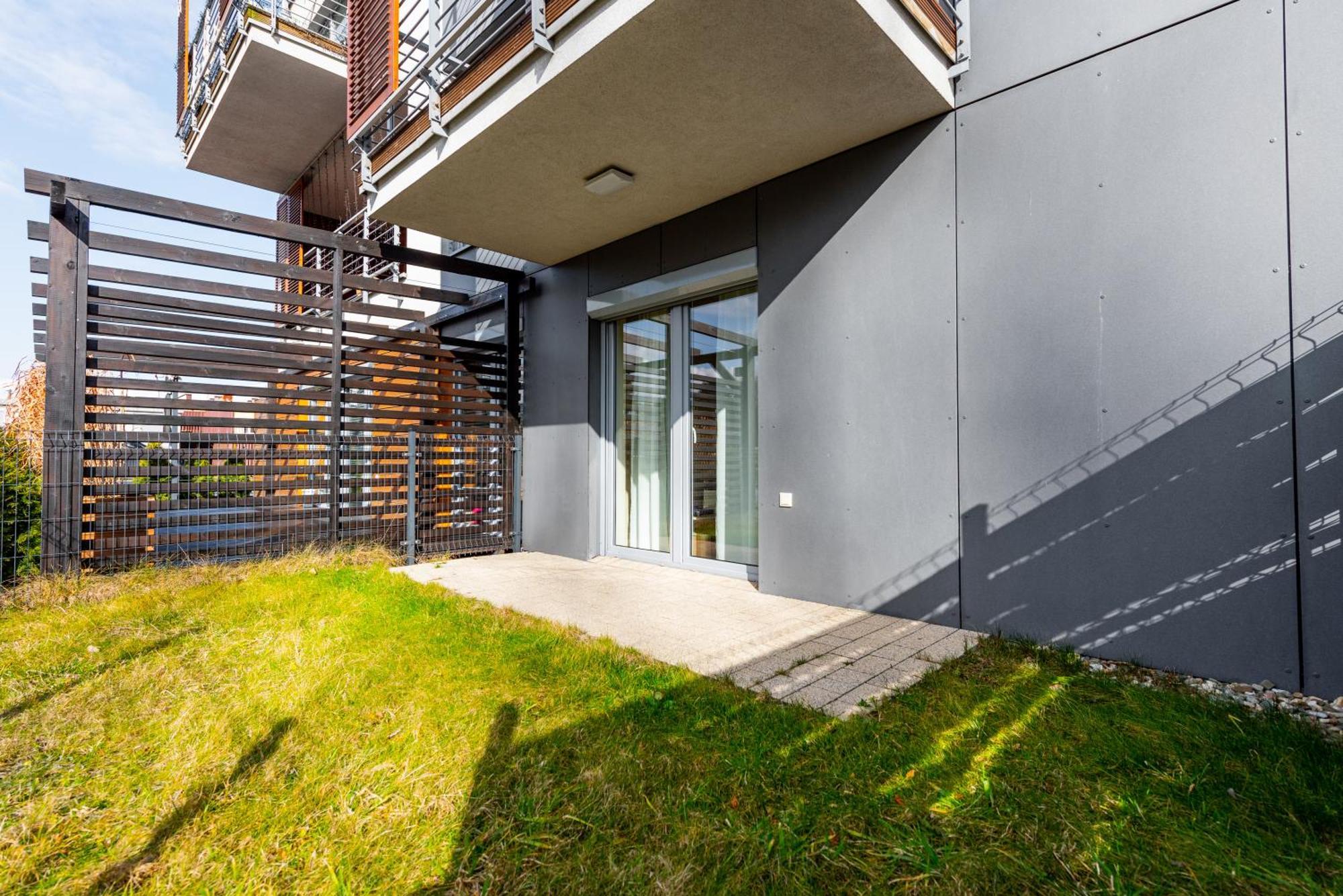Apartamenty Tespis - Francuska Atal Park II Katovice Exteriér fotografie