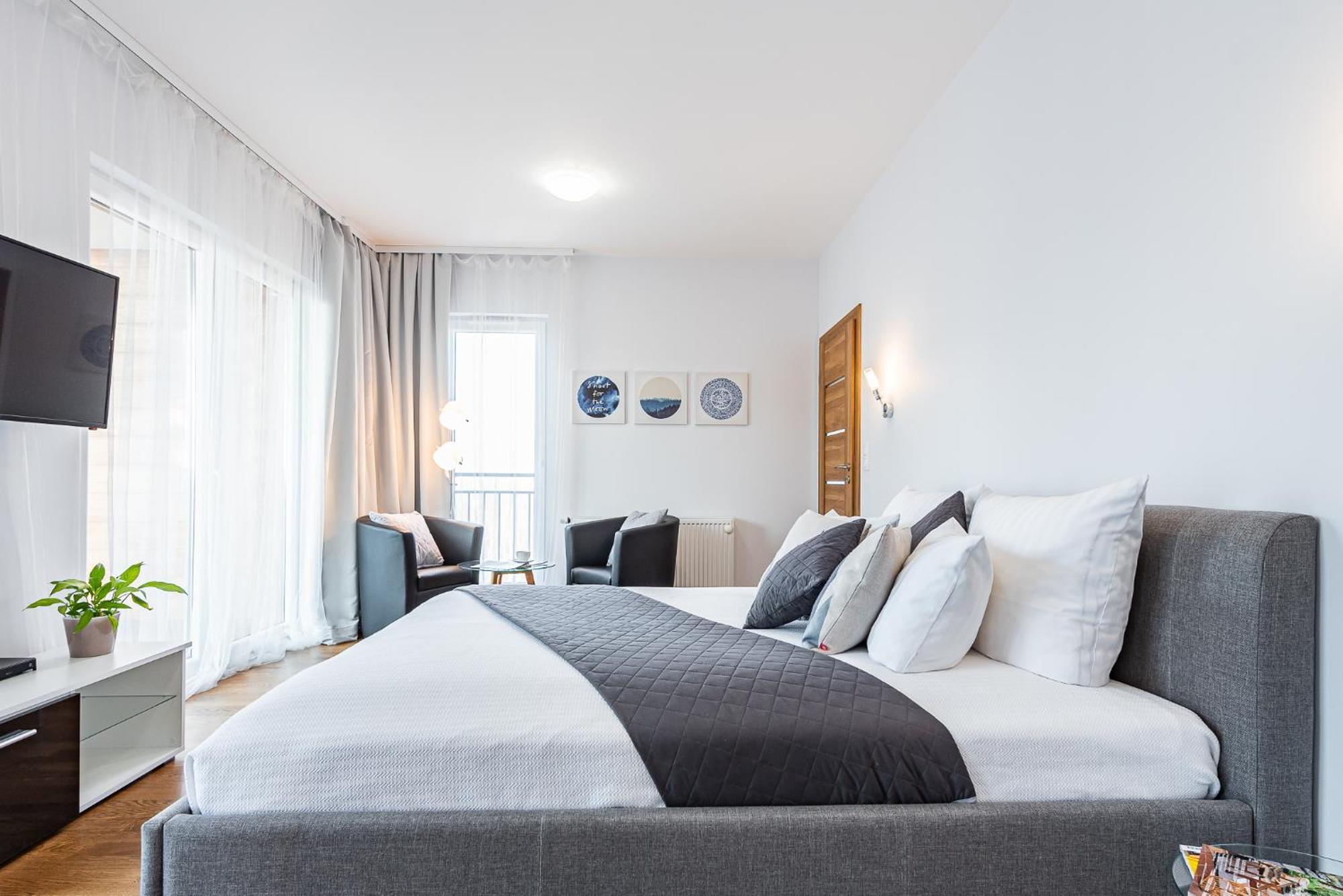 Apartamenty Tespis - Francuska Atal Park II Katovice Exteriér fotografie
